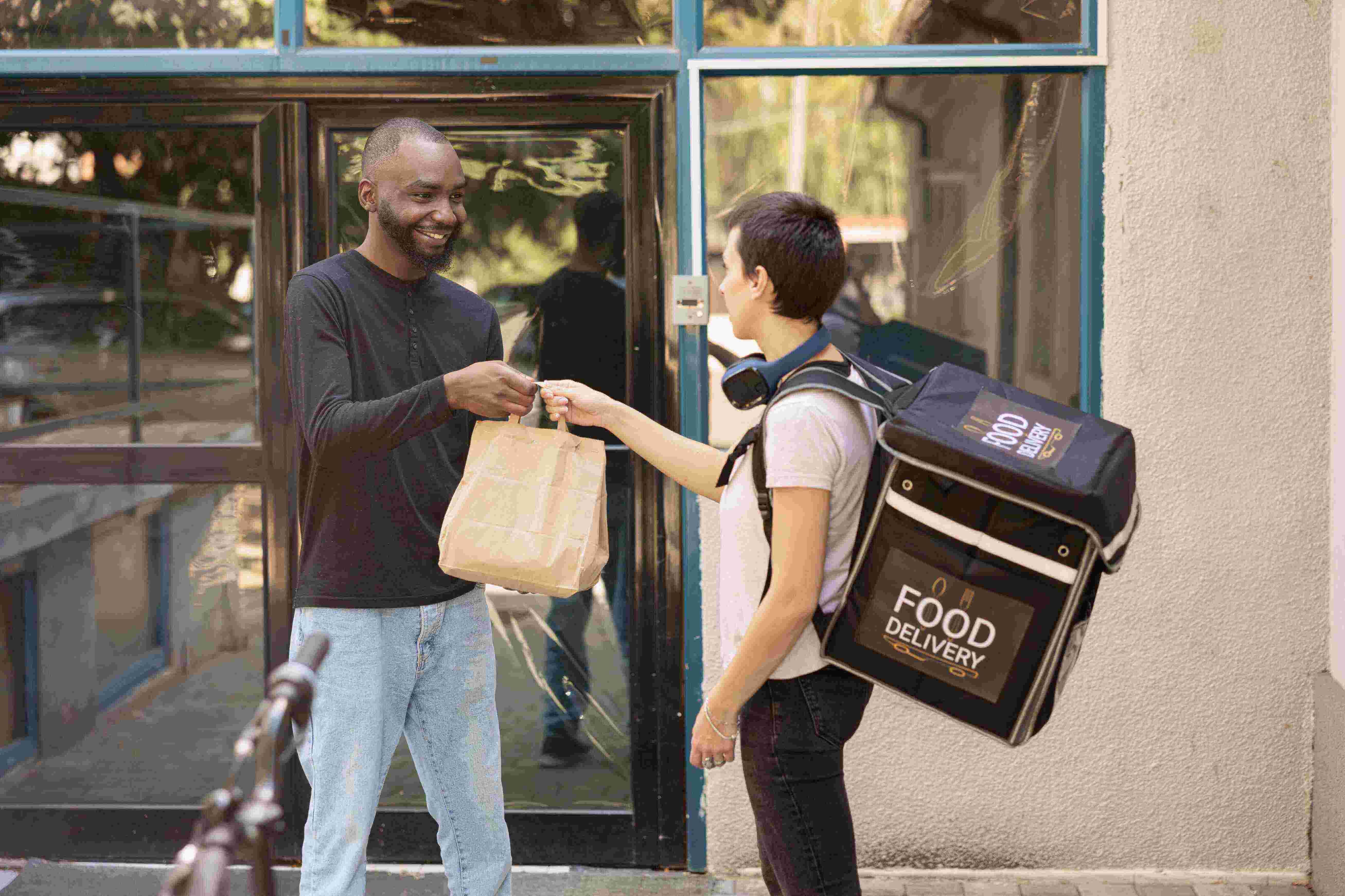 LATAM&rsquo;s On-Demand Equation: Where Cost-Conscious Habits Meet Craving-Driven Choices